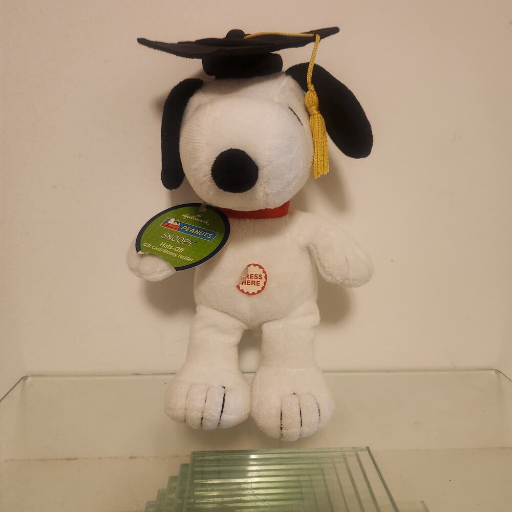 Hallmark Snoopy with damaged tag Hats off Graduation Hat pops up!!!